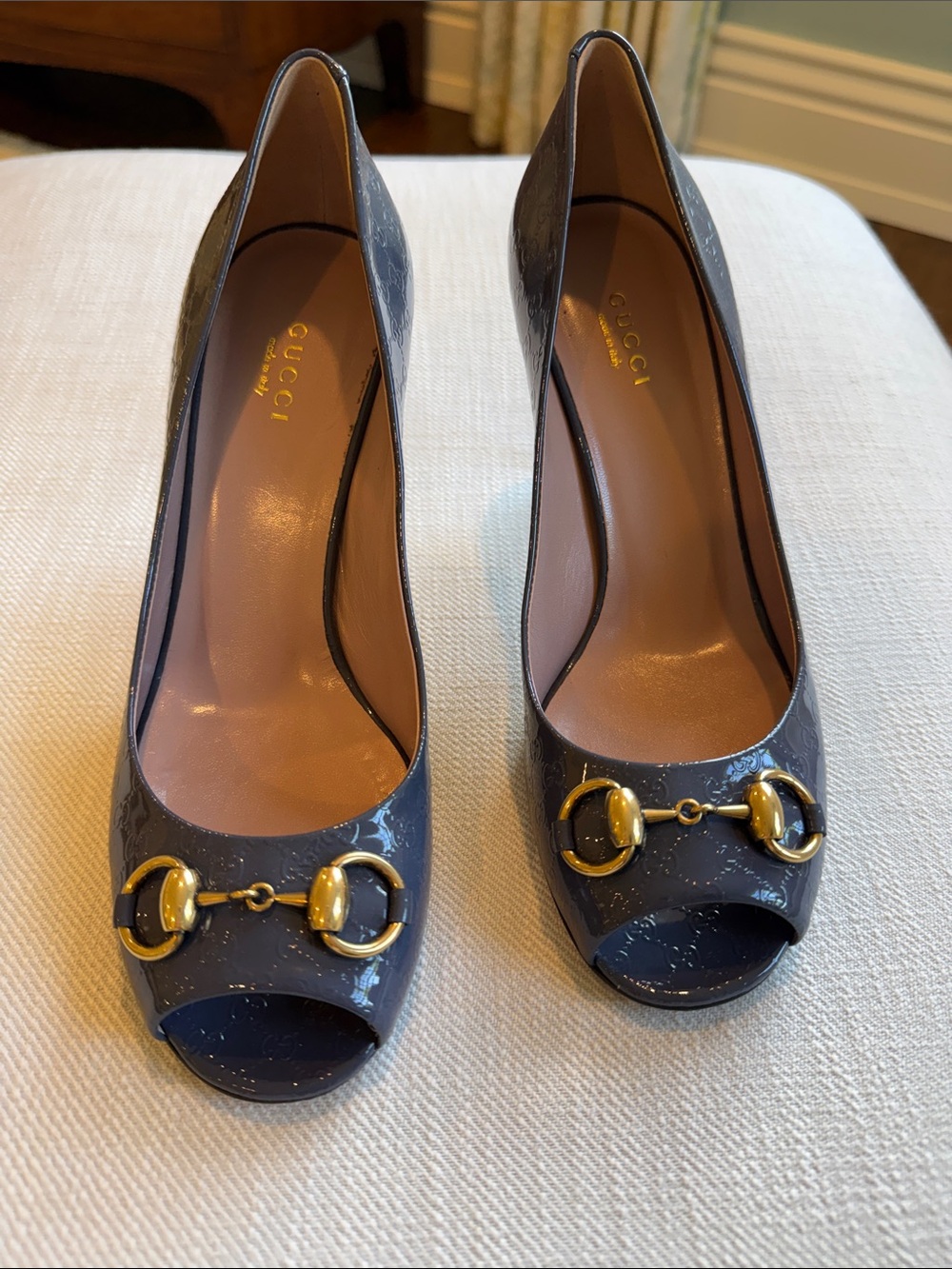 Gucci Navy Patent Leather Peep-Toe Heels with Gold Horsebit